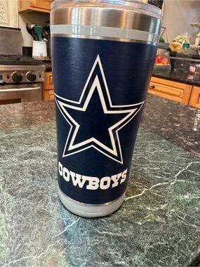 NFL Stainless Steel Tumbler Bottom with Holographic NFL Seal